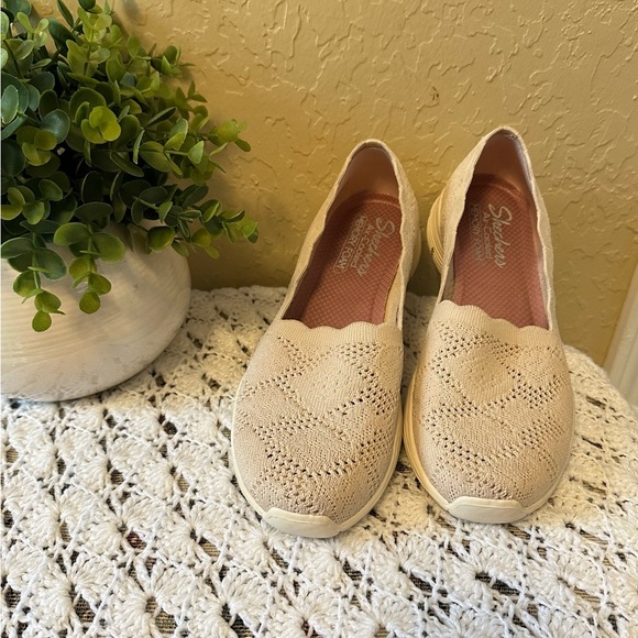 Skechers  Skech Knit Classic Fit Memory Foam Slip On Loafer - Picture 6 of 9